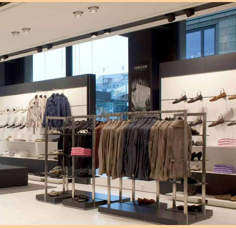 服装店使用拉伸射灯效果图